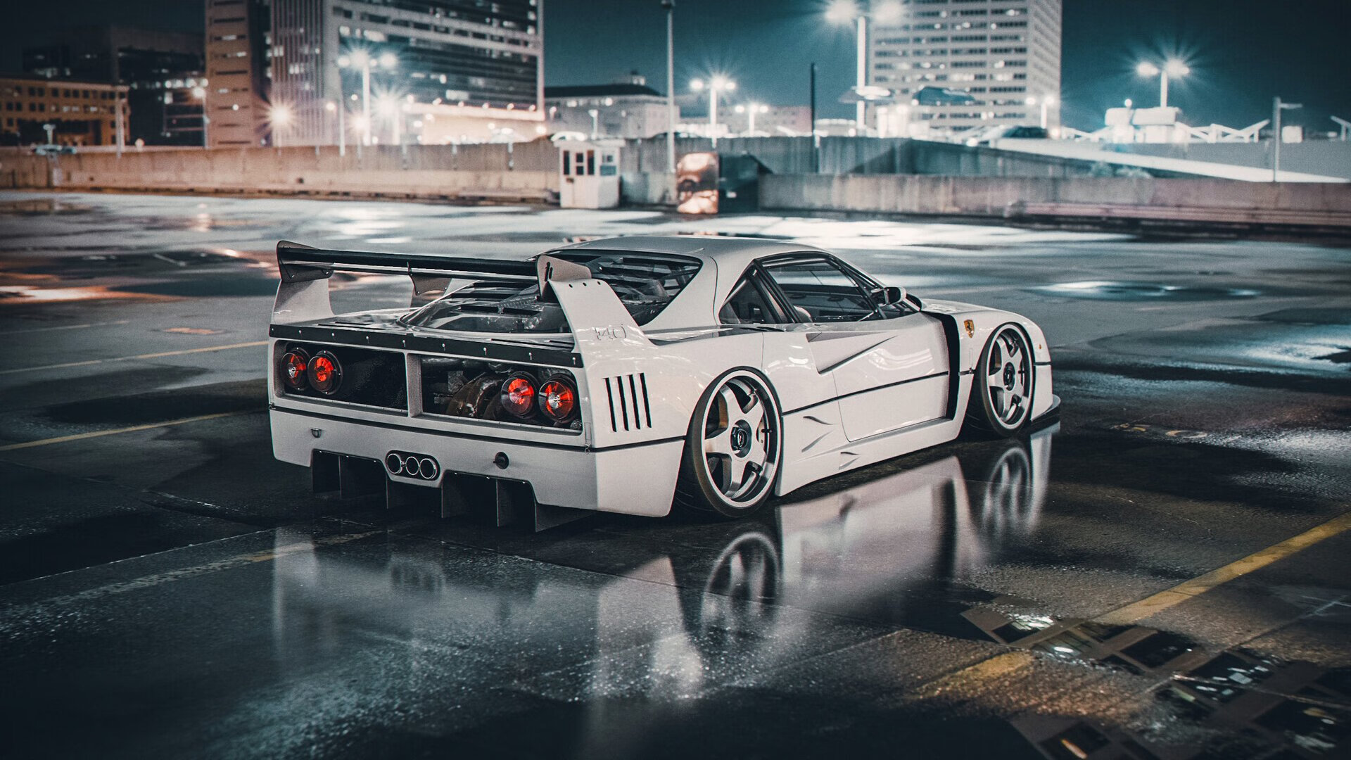 里昂调整战术阵型，里昂队套