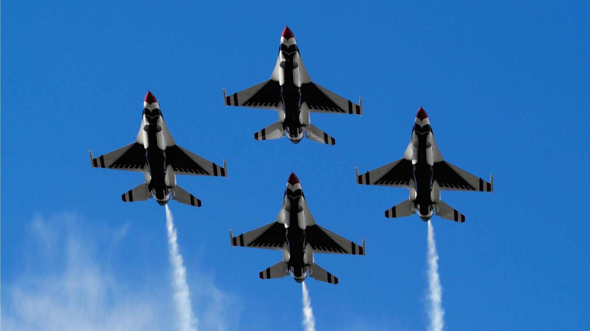 跳水高难动作朝鲜稳中求胜,跳水朝鲜第一名