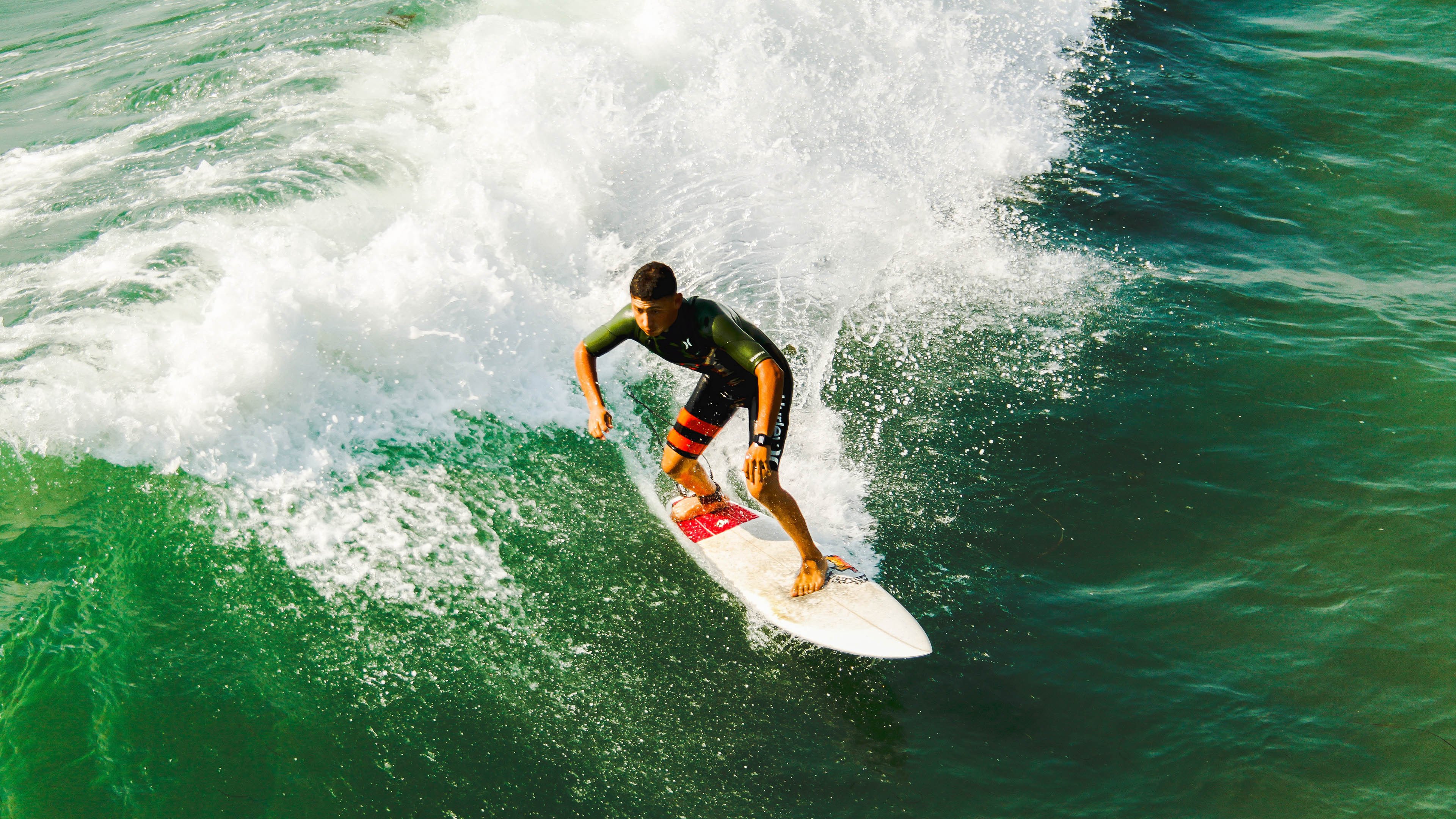 “青训合作项目在全国推广，青少年足球梦想起航”，青少年足球集训